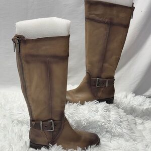 NWOT- Gianni Bini Tall Boots